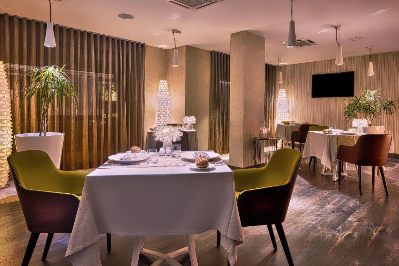 Adam Hotel Suites Tunis Exteriör bild