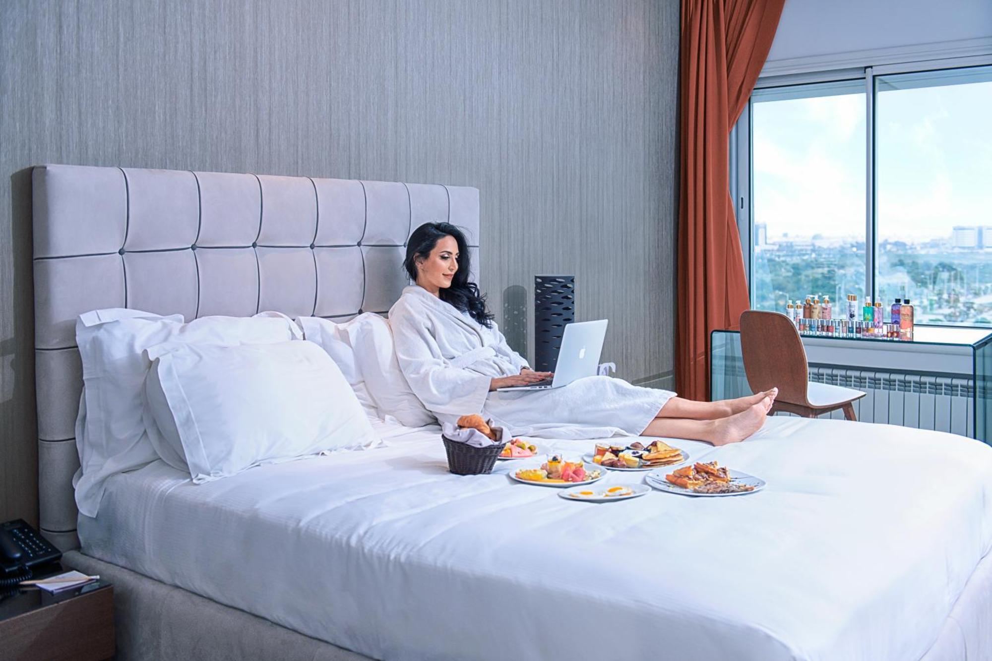 Adam Hotel Suites Tunis Exteriör bild